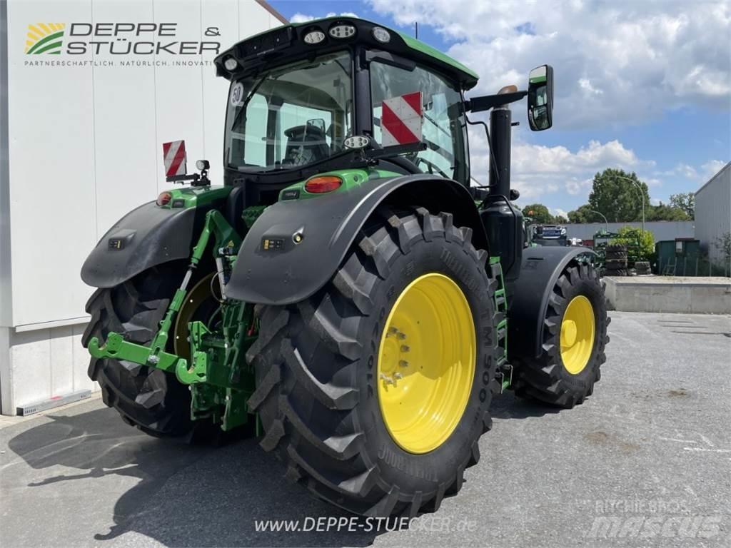 John Deere 6250R Trattori