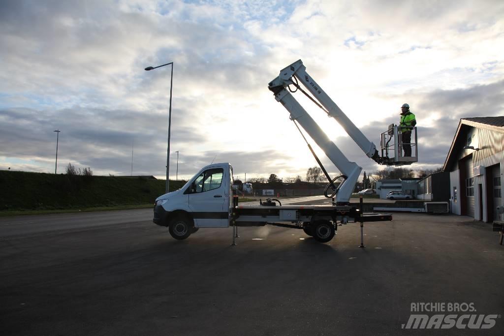 VERSALIFT VTX 240 G3 Piattaforme autocarrate