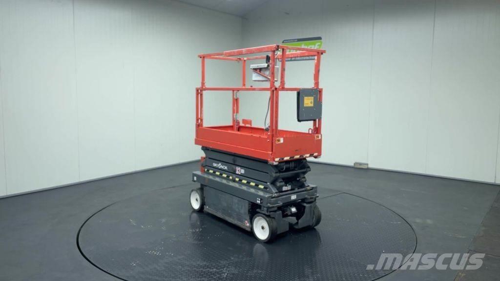 SkyJack SJ3219 Piattaforme a pantografo
