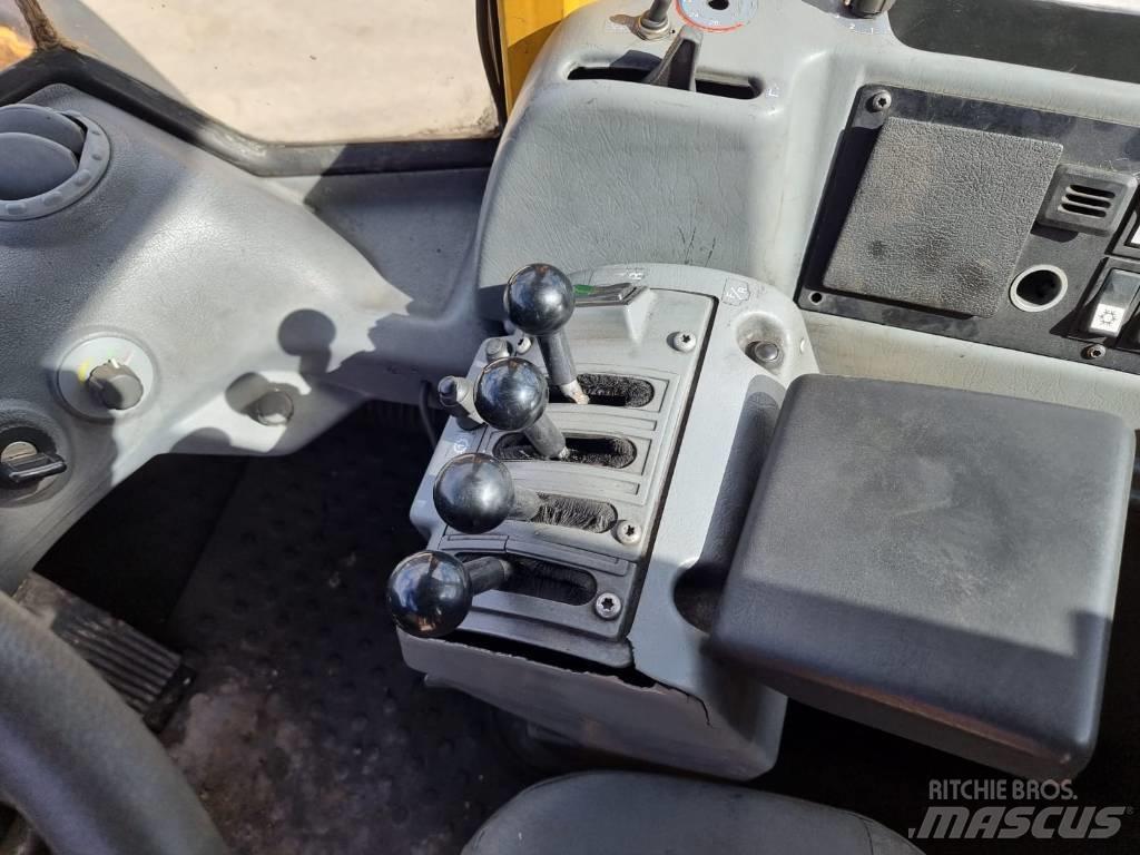 Volvo L 180 E Pale gommate