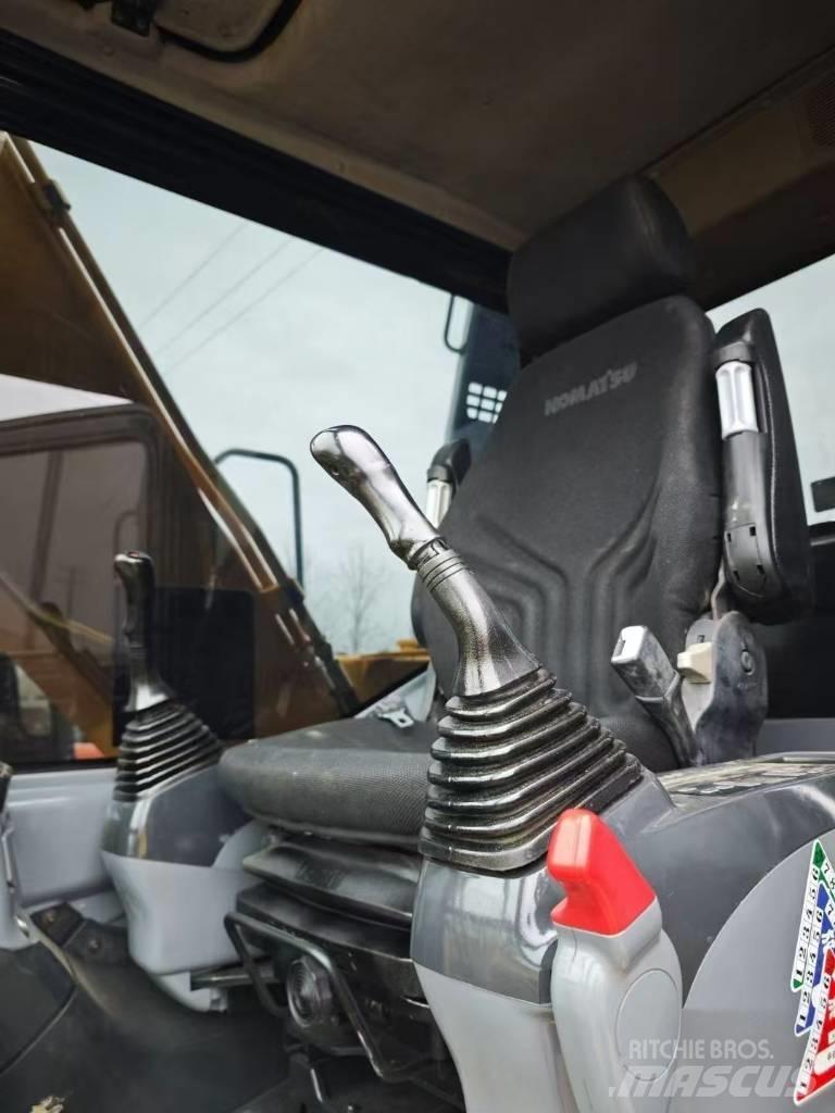 Komatsu 130LC-7 Escavatori cingolati
