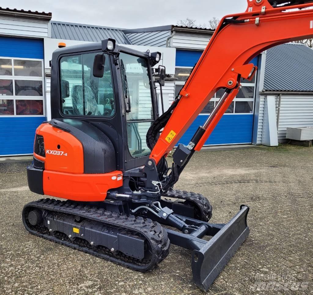 Kubota KX 037-4 Miniescavatori