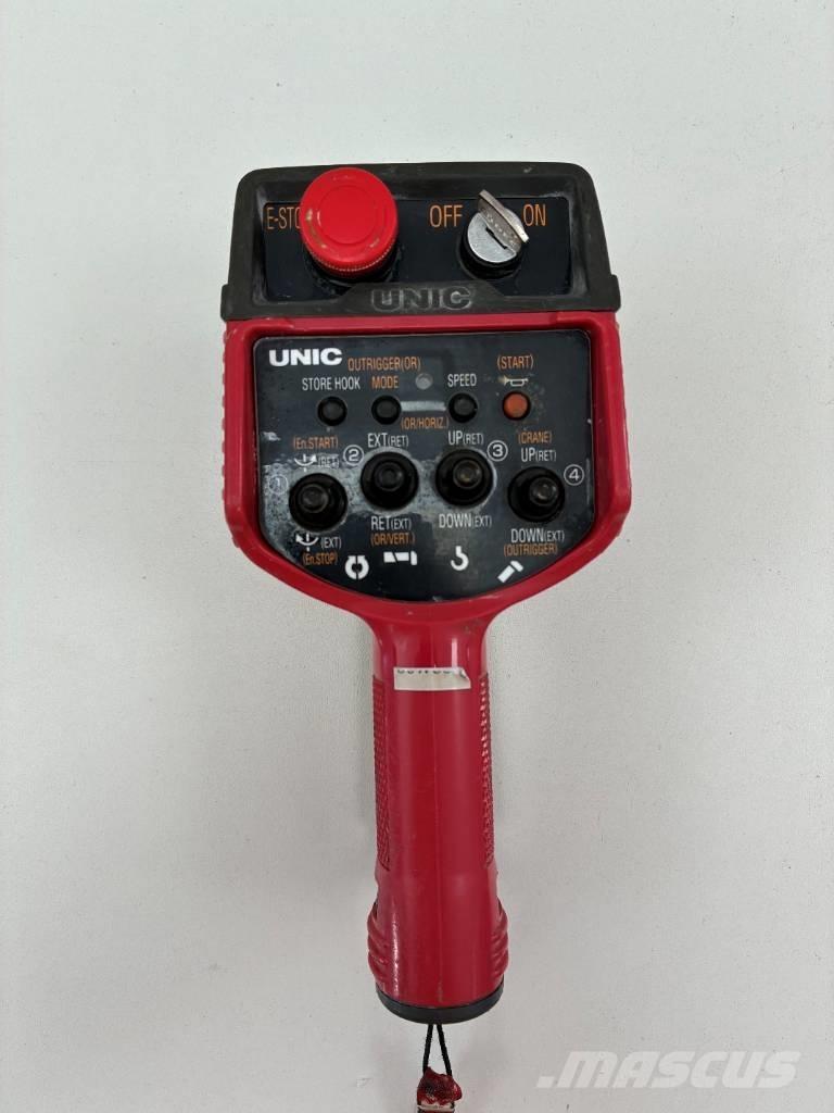 Unic URW-547 Mini gru