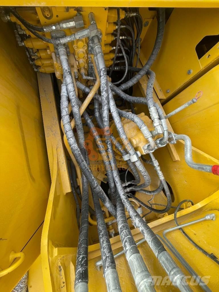 Komatsu PC 200-8 Escavatori cingolati