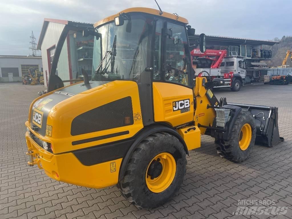 JCB 407 Pale gommate