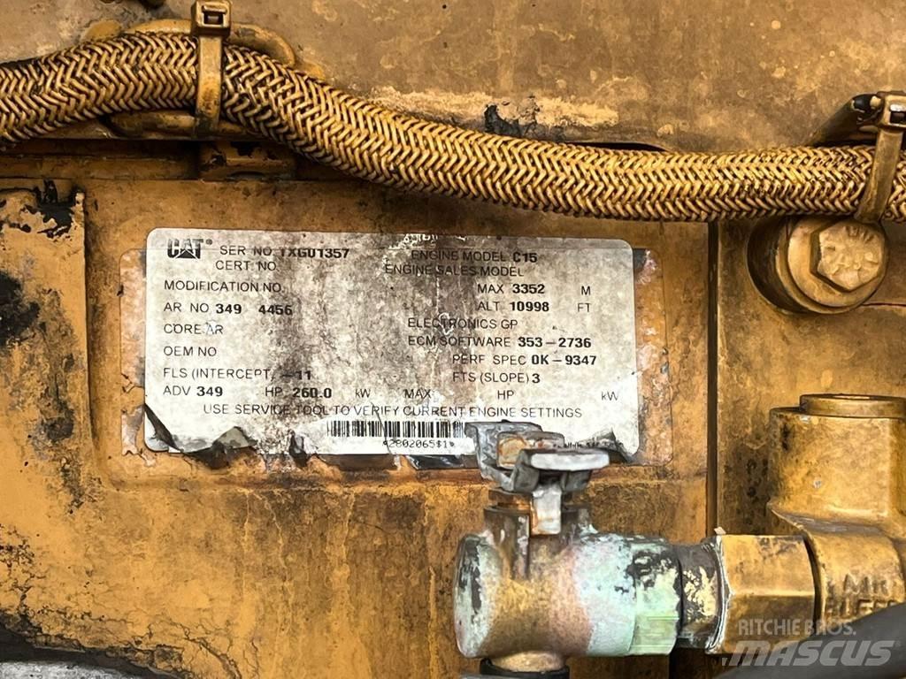 CAT 980H Pale gommate