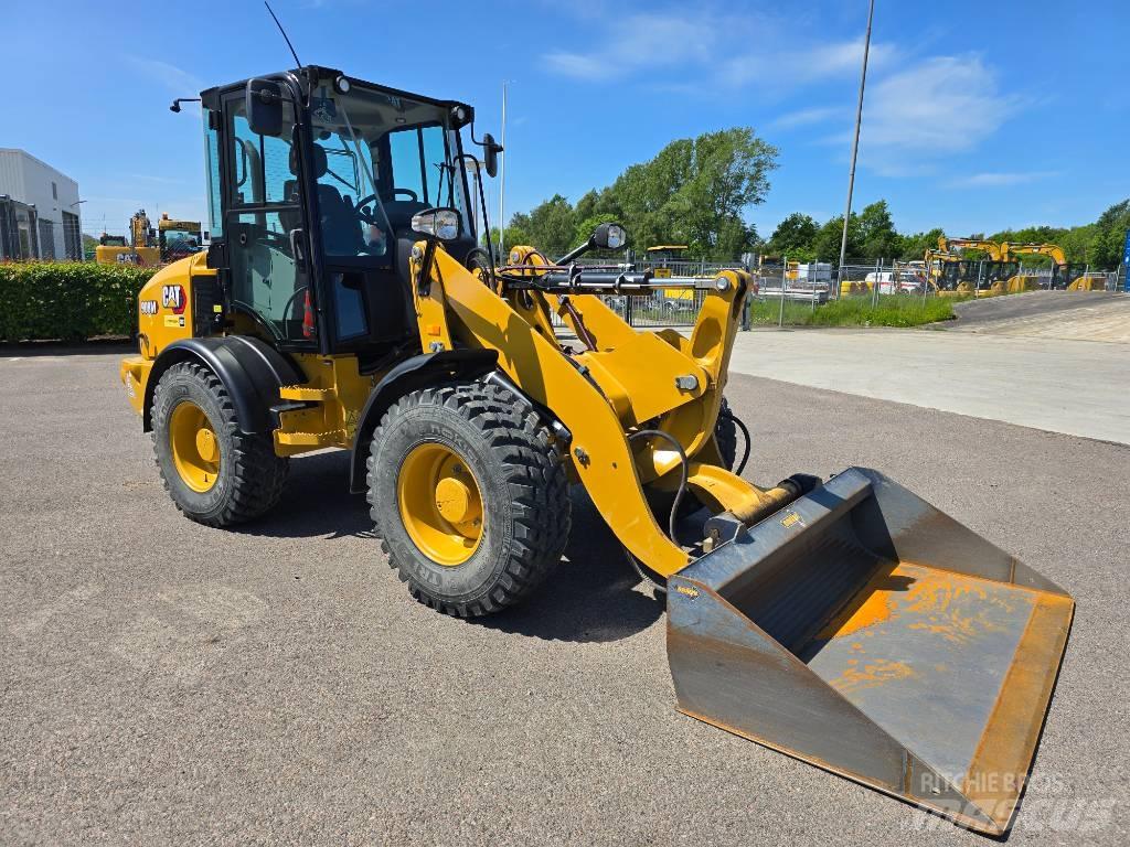 CAT 908 M Pale gommate