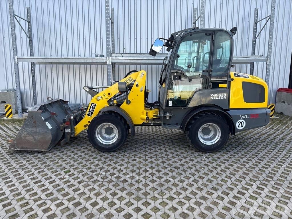 Wacker Neuson WL32 Pale gommate