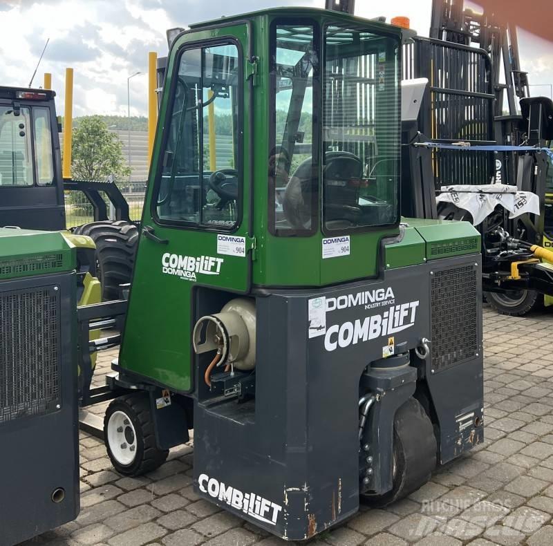 Combilift CB2500 Carrello elevatore retrattile a 4 vie