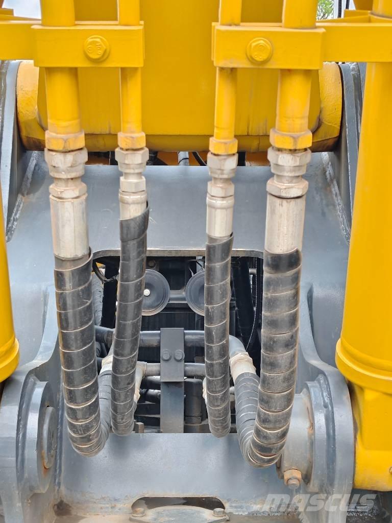 Kobelco SK 200 D Escavatori cingolati