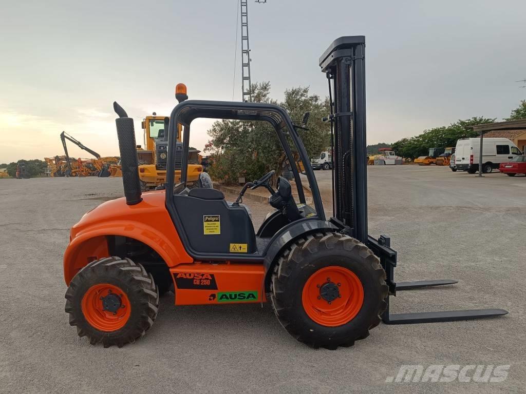 Ausa CH 250 X4 Elevatore per esterni