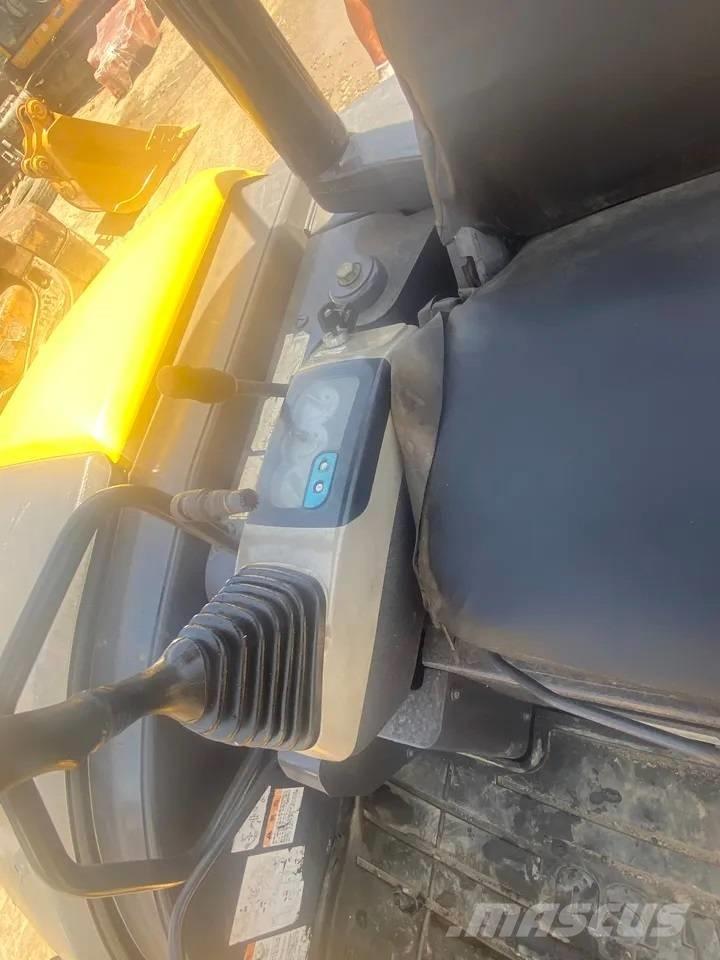 Komatsu PC 40 MR-2 Miniescavatori