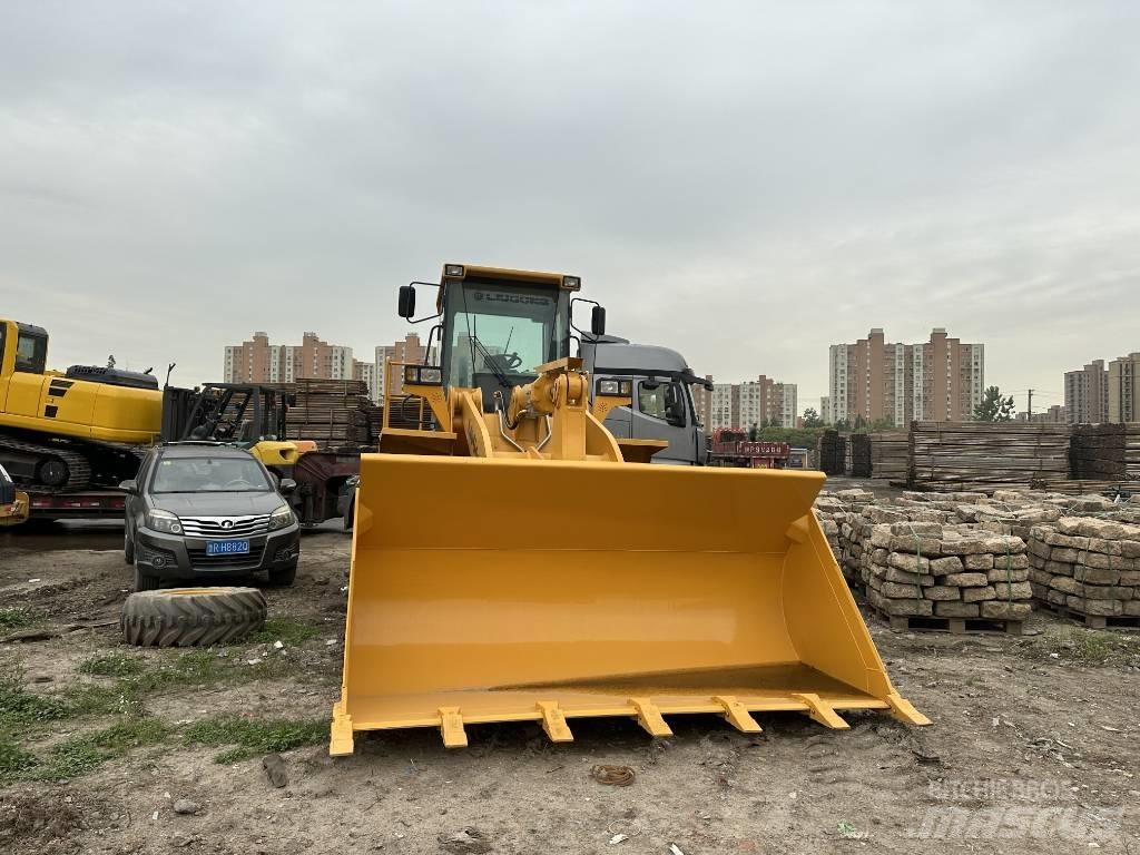LiuGong 856H Pale gommate