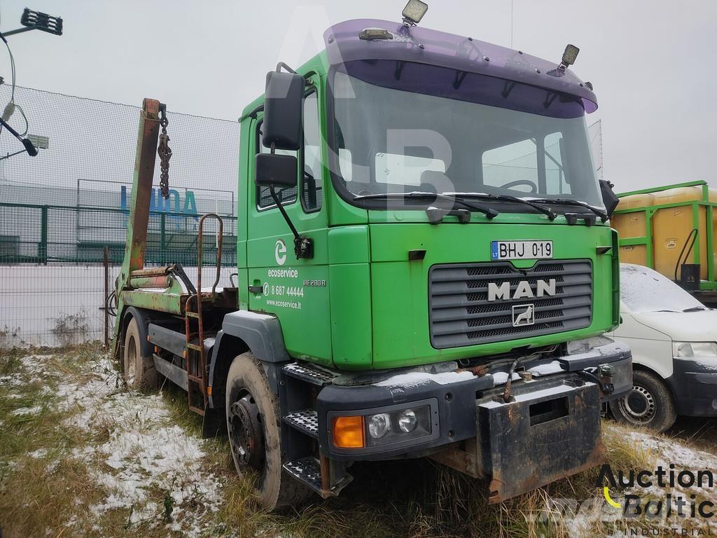 MAN 18.284 Camion con cassone scarrabile