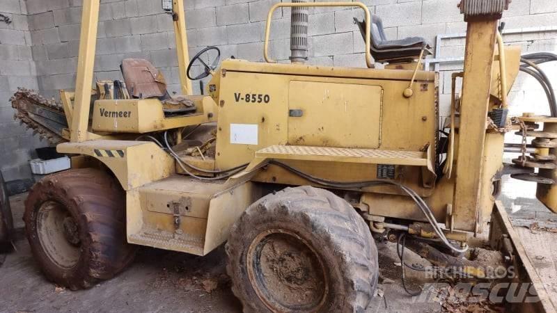 Vermeer V8550 Scavafossi