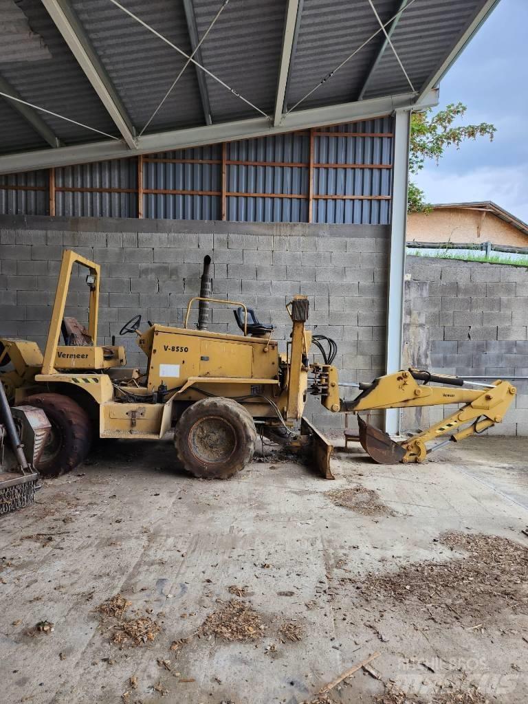 Vermeer V8550 Scavafossi