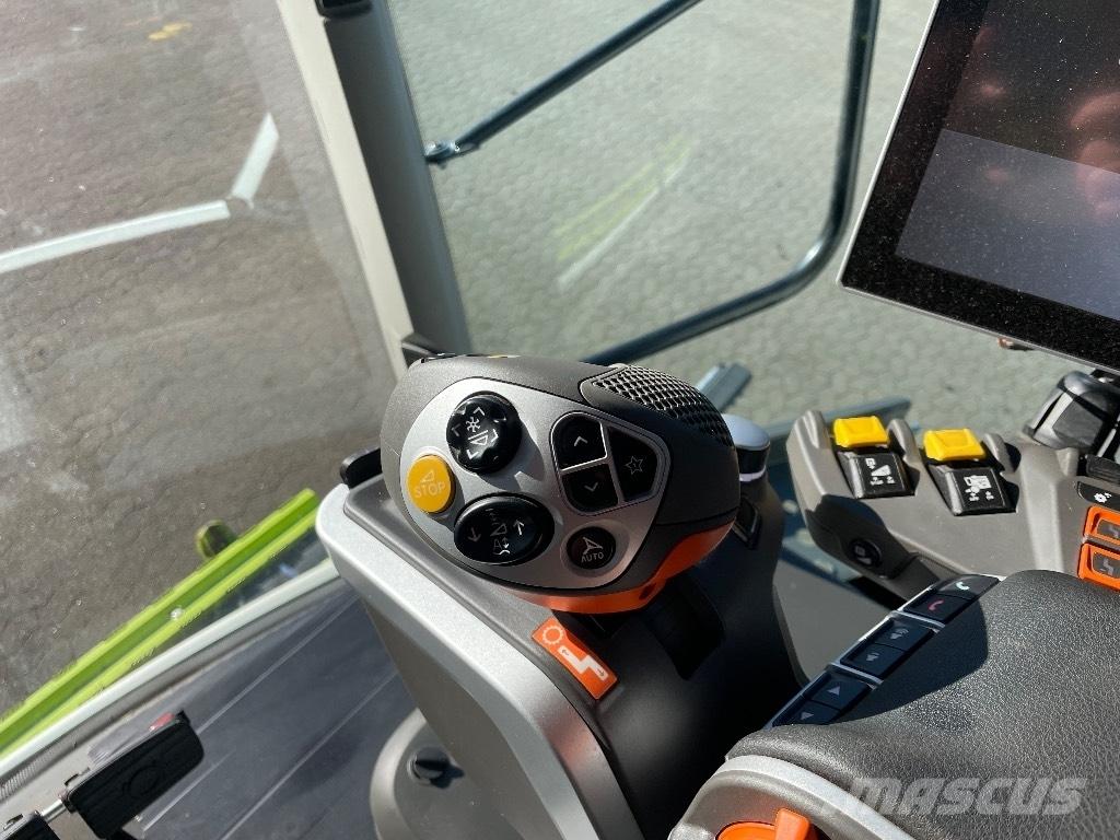 CLAAS Lexion 6700 Mietitrebbiatrici