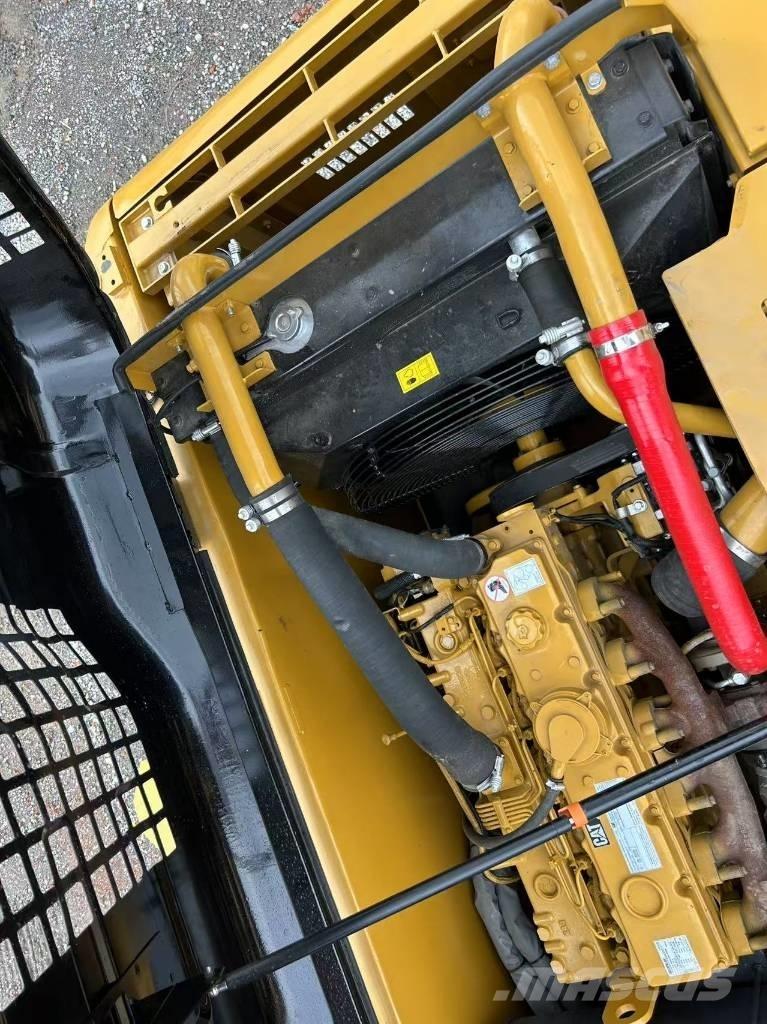 CAT 320D2L Escavatori cingolati