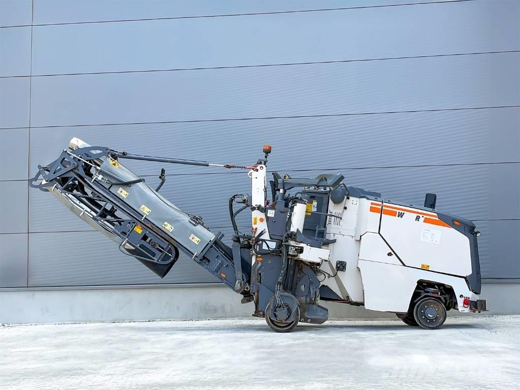 Wirtgen W 50 RI Fresa a freddo per asfalto
