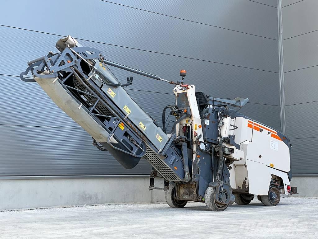 Wirtgen W 50 RI Fresa a freddo per asfalto
