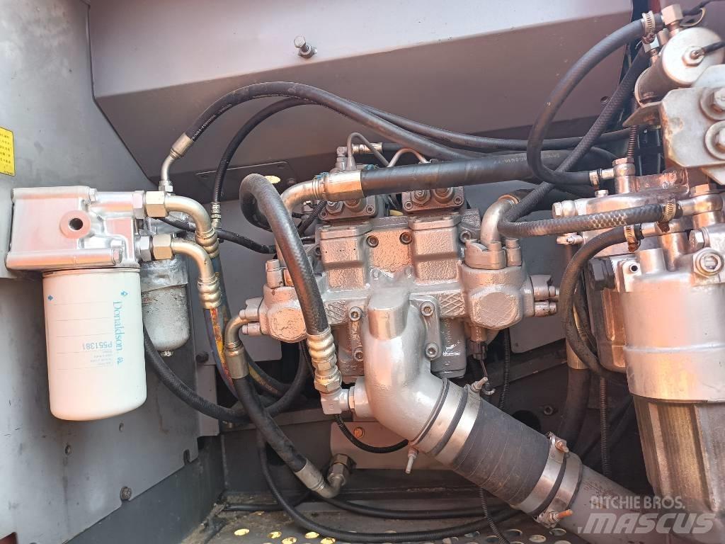 Hitachi ZX 200 Escavatori medi 7t - 12t