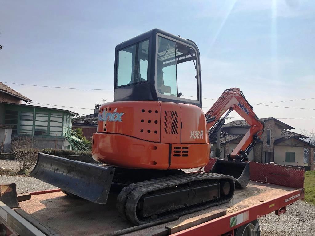 Hanix H36R Miniescavatori