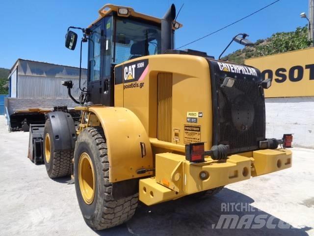 CAT 930 H Pale gommate
