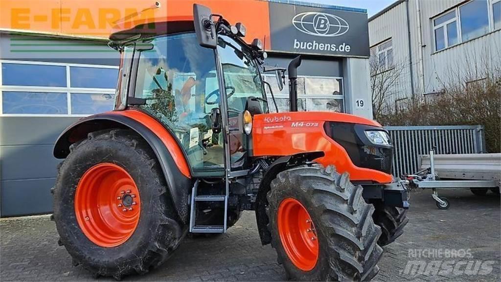 Kubota m4-073 cab Trattori