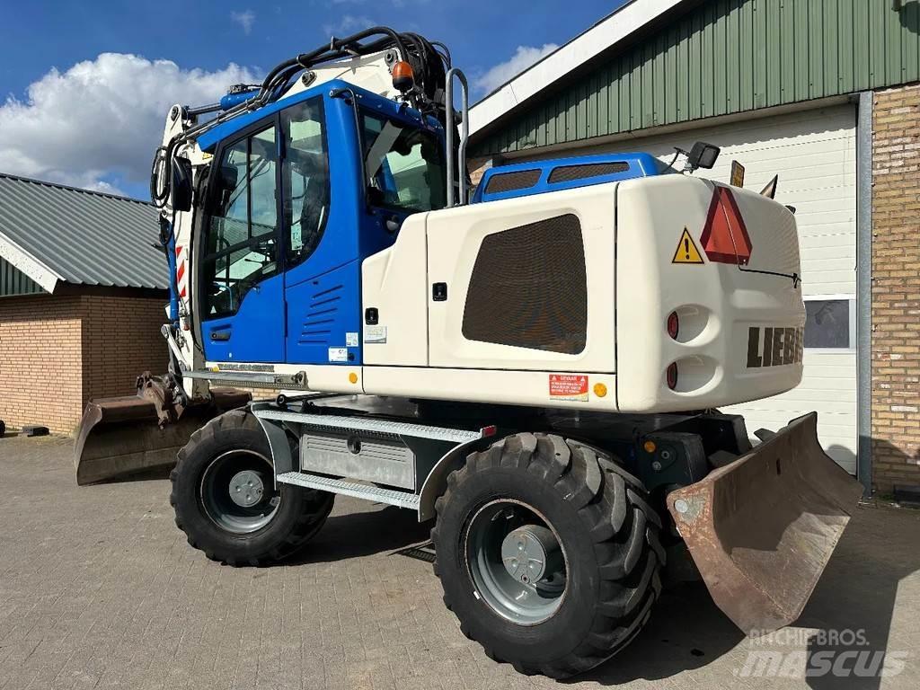 Liebherr A914 Escavatori gommati