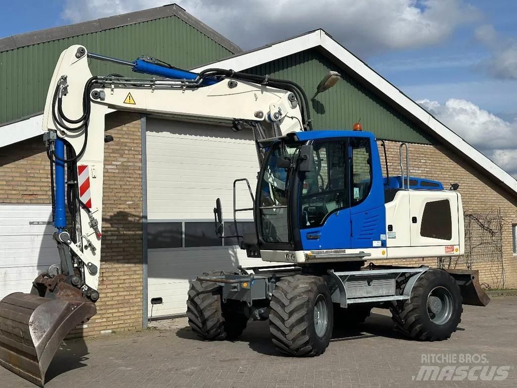 Liebherr A914 Escavatori gommati