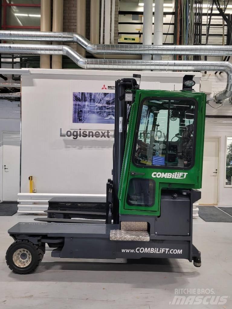 Combilift C 4000 Carrello elevatore retrattile a 4 vie
