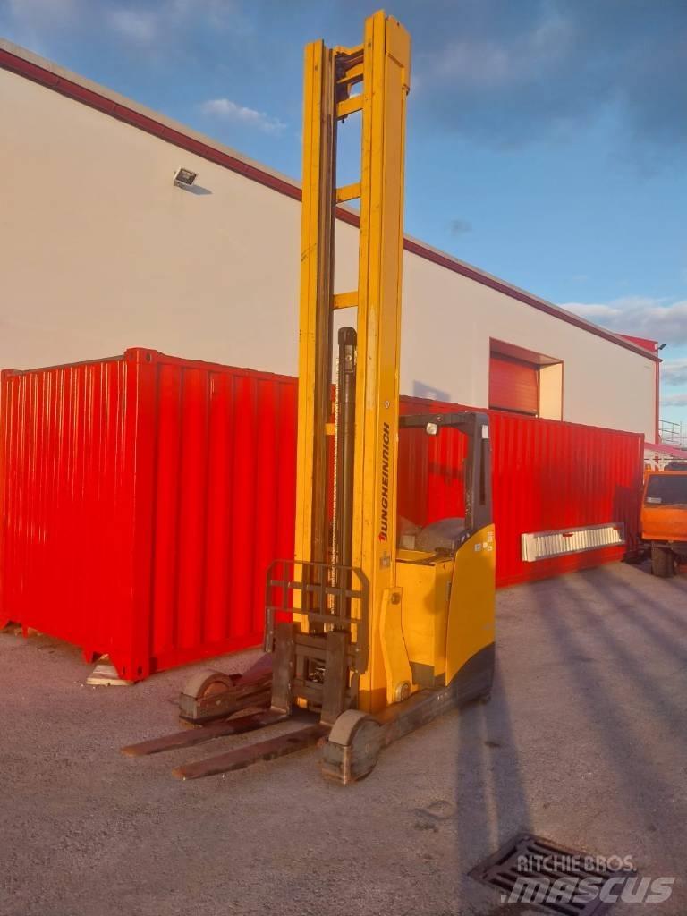 Jungheinrich ETV 325 Carrello retrattile
