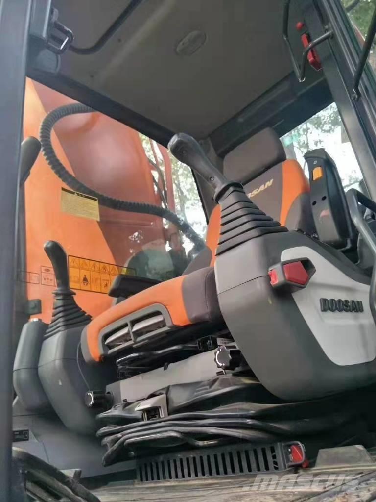 Doosan DX 530 Escavatori cingolati