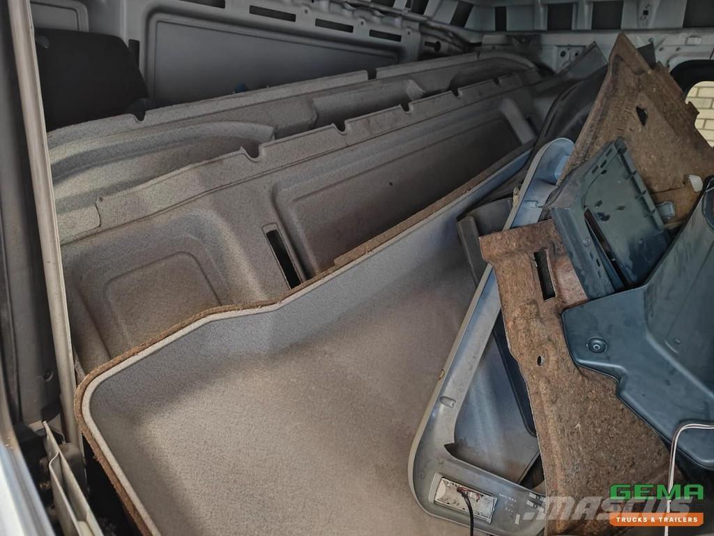 MAN TGA Cabine Cabine e interni