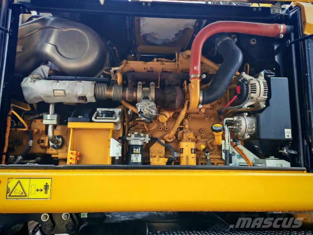 CAT M 318 F Escavatori gommati