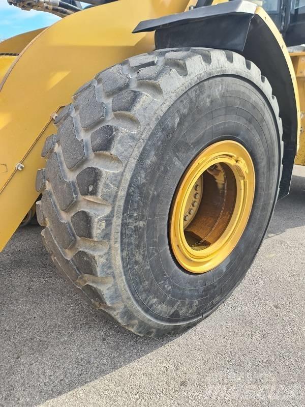 CAT 966MXE Pale gommate