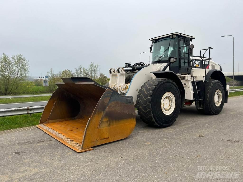 CAT 980M Pale gommate