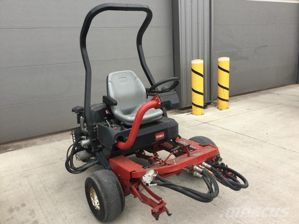 Toro 3250D Trattorini tagliaerba