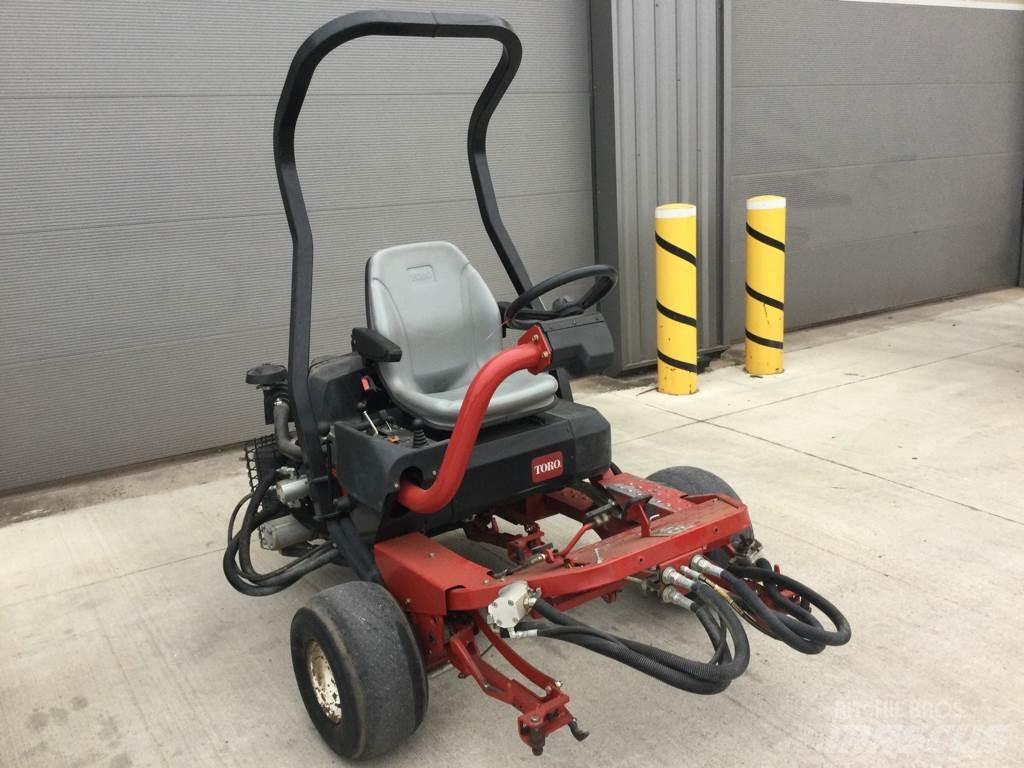 Toro 3250D Trattorini tagliaerba