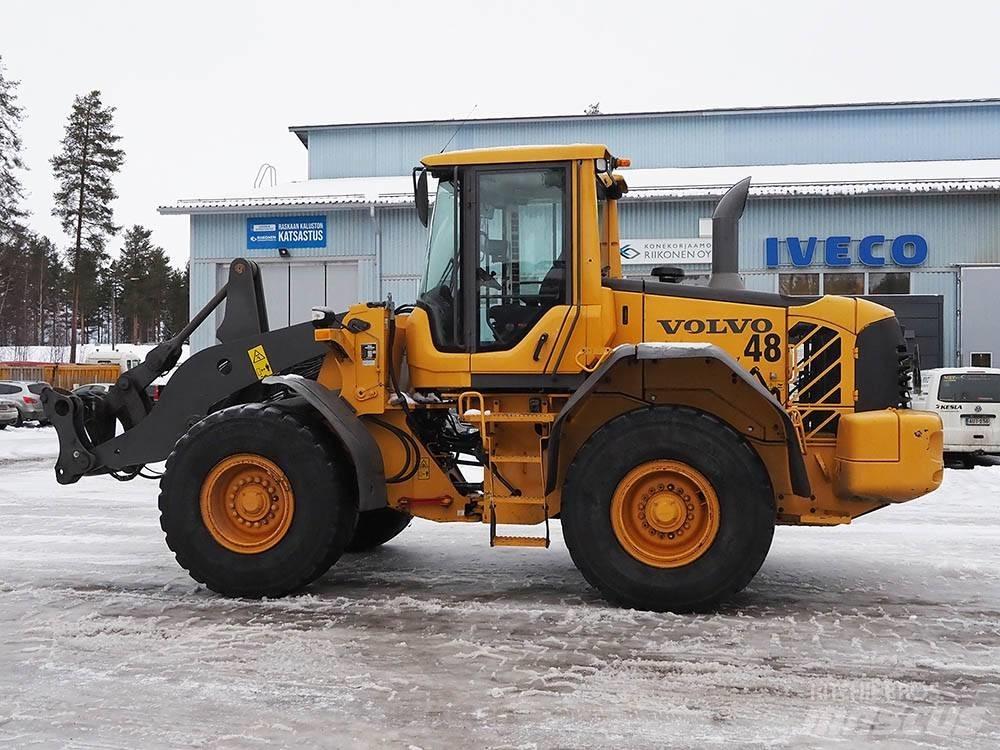 Volvo L 90 F Pale gommate