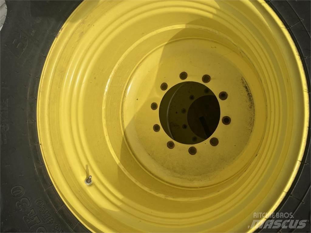 BKT 460/85R30 Pneumatici, ruote e cerchioni