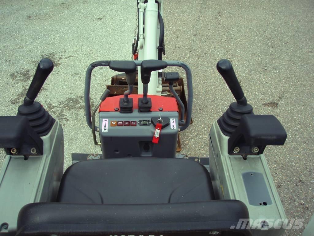 Takeuchi TB 210 R Miniescavatori