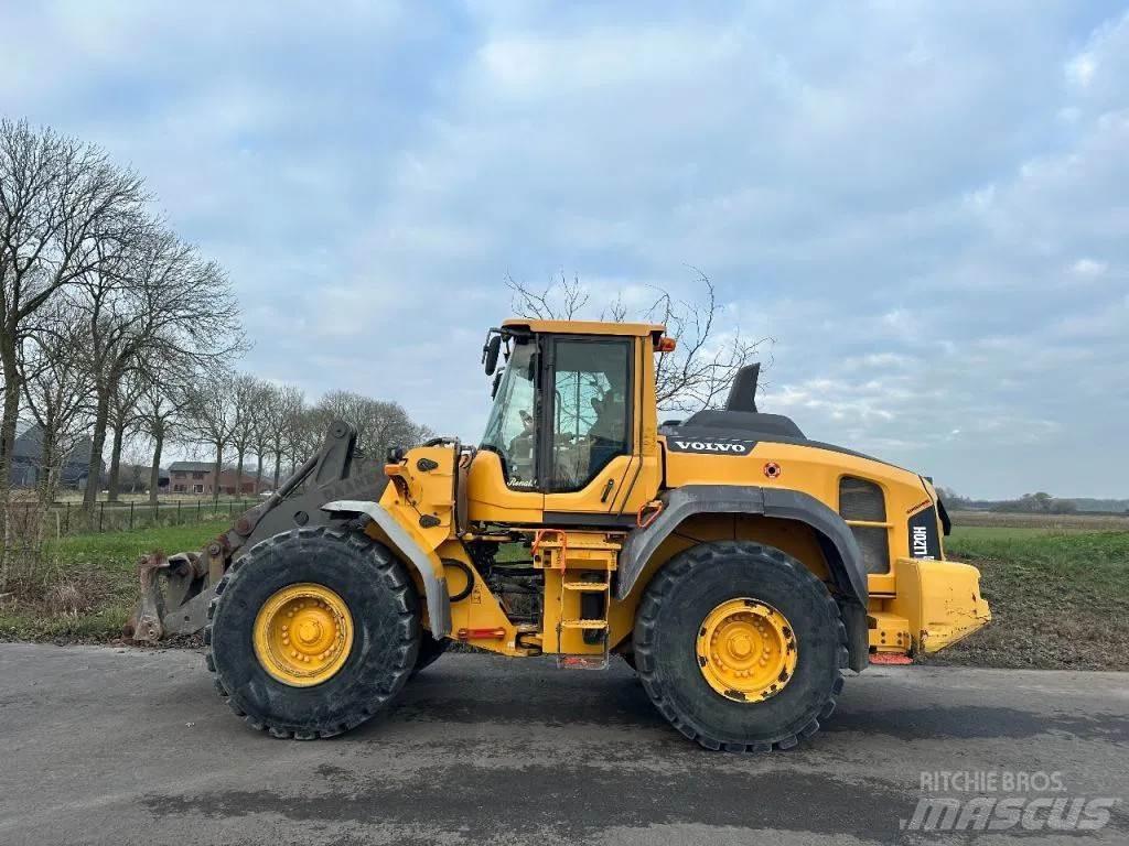 Volvo L120 H Pale gommate