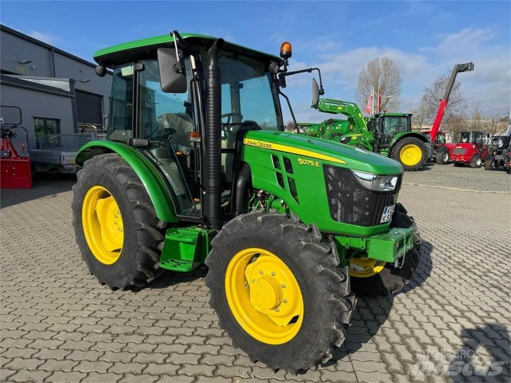 John Deere 5075E Trattori