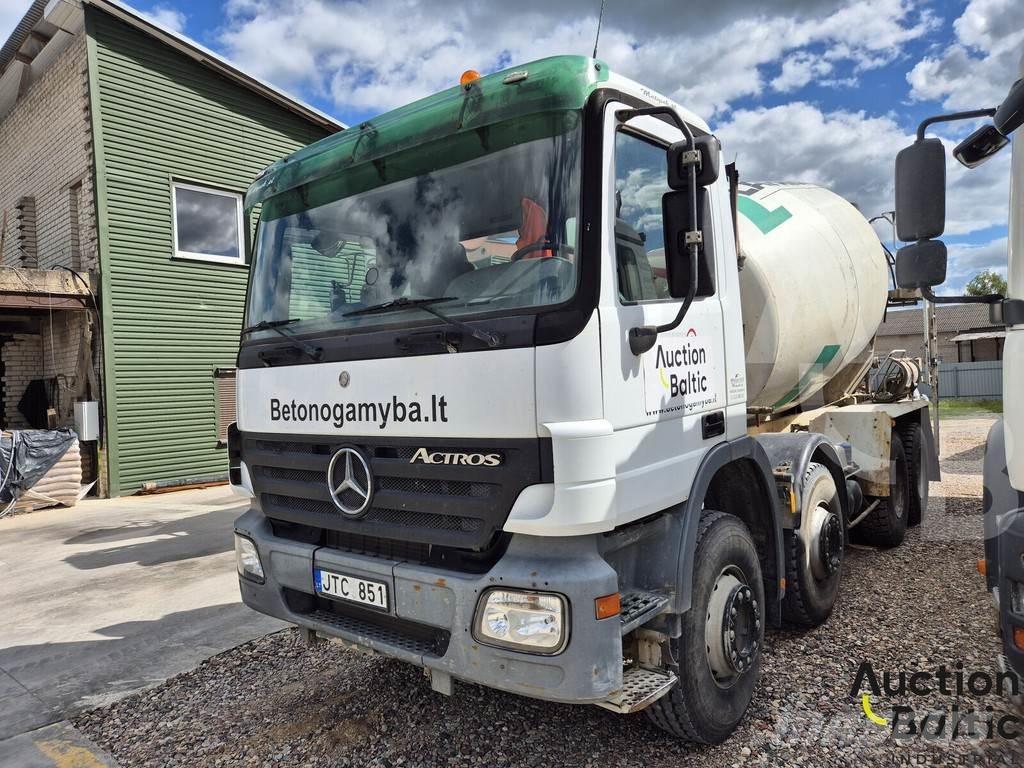 Mercedes-Benz 3236 Betoniere