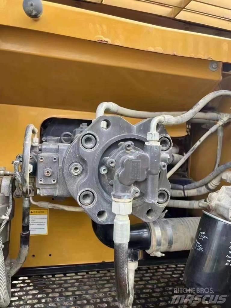 Sany SY 215 C-9 Escavatori cingolati