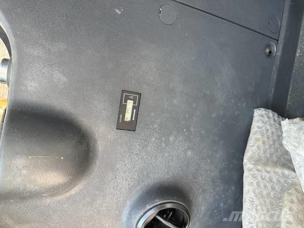 Hyundai R220LC-9S Escavatori cingolati