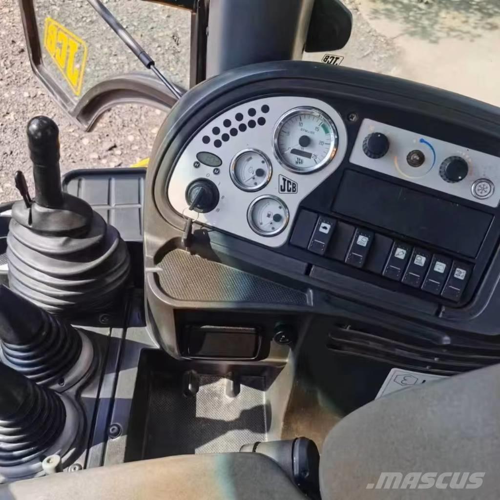JCB 3CX Terne