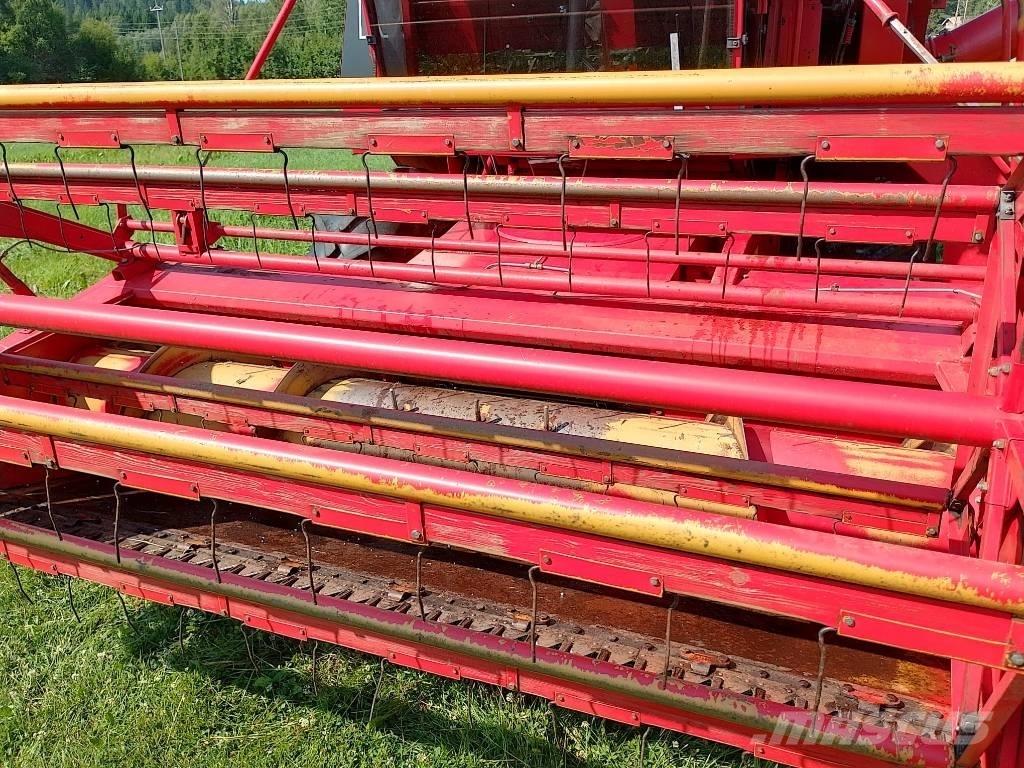 Massey Ferguson 16 Mietitrebbiatrici
