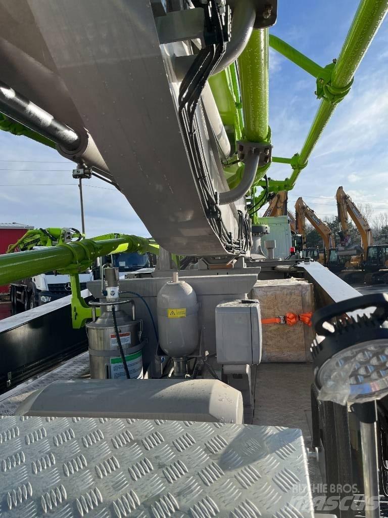 Zoomlion ZL43 Autopompe per calcestruzzo